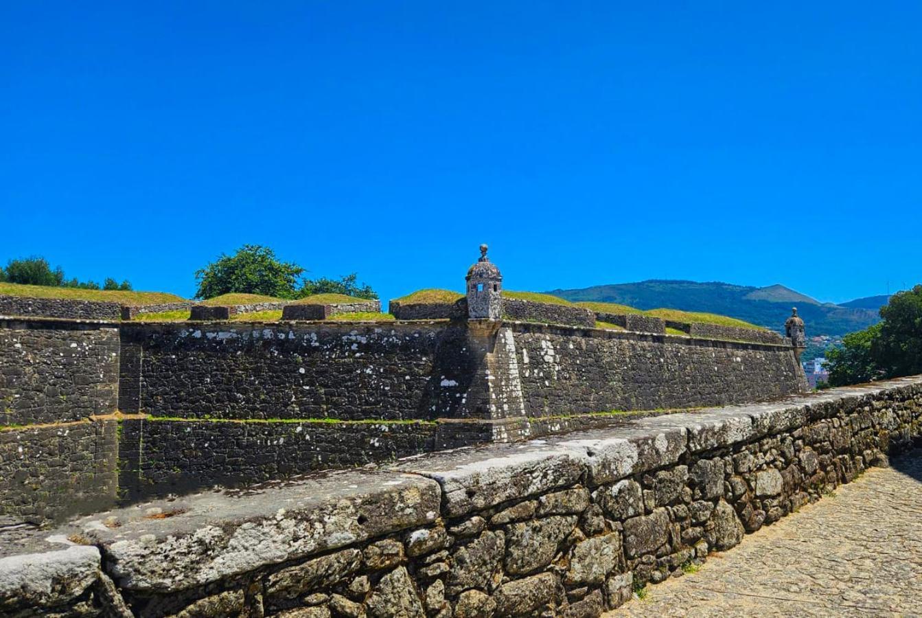 Alojamento Fortaleza Valenca Esterno foto